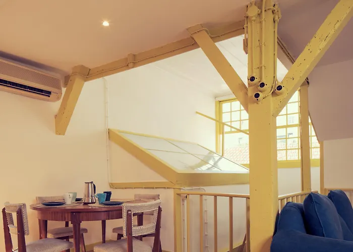 Calling & Πανσιόν